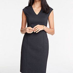 ANN TAYLOR Black V-Neck Sheath Dress